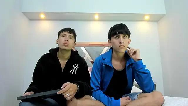 Freechat hoot_booys_ on StripChat