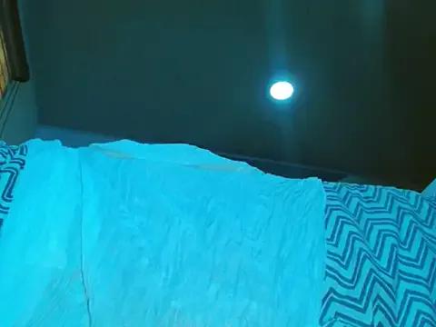 Freechat hornymilf_69xxx on StripChat