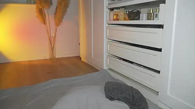 Group HotBella- on StripChat