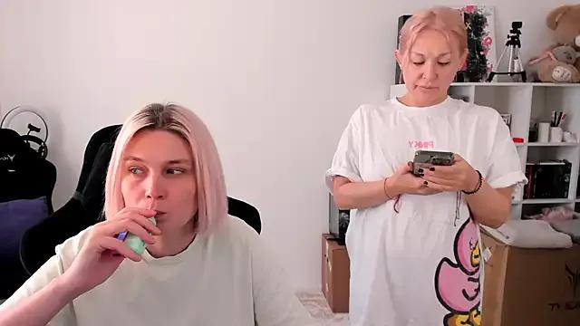 StripChat hotblonds is Freechat hotblonds — on vacation