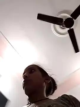 Hotty-Nidhi on StripChat 