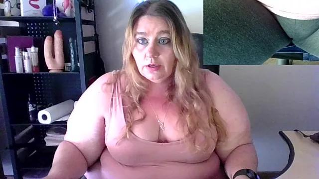 Freechat Iceprincess2bad4u on StripChat