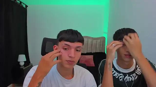Freechat Juan_Nd_Steven on StripChat