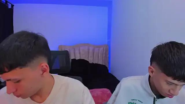 Freechat Juan_Nd_Steven on StripChat