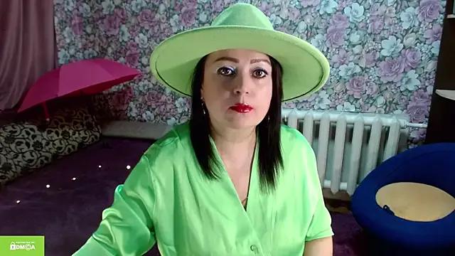 Julia-ru — show your legs in stockings and heels