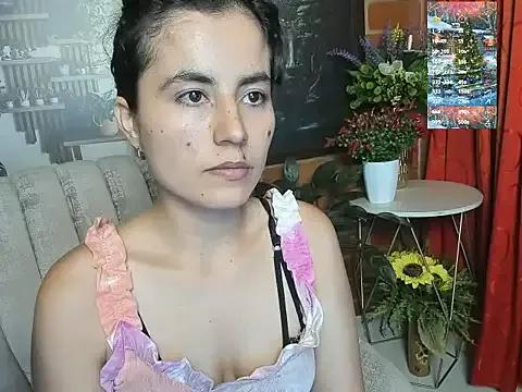 Freechat kanela3434 on StripChat