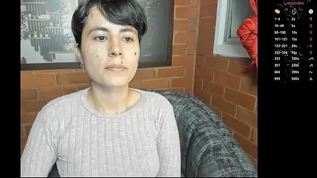 Freechat kanela3434 on StripChat