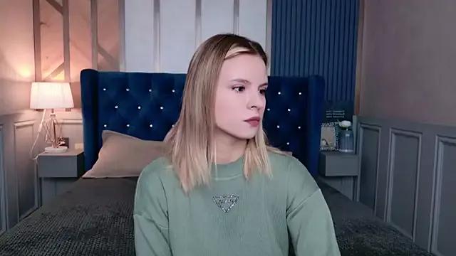 Freechat KiaraRolls on StripChat