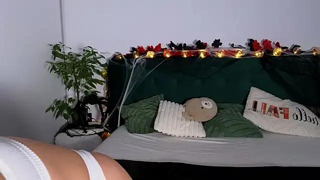 Freechat KimArts on StripChat