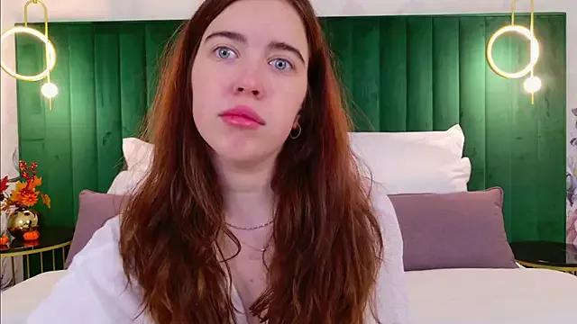 Freechat KimberlyBond on StripChat