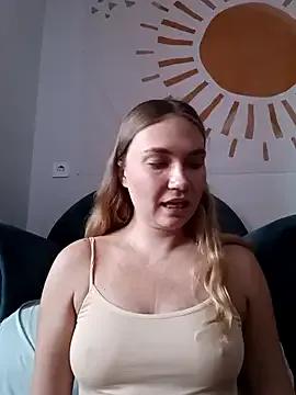 Freechat KisaVixen on StripChat