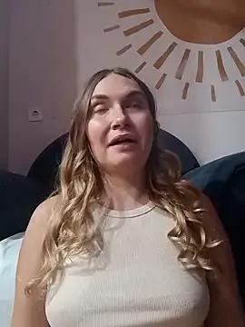 Freechat KisaVixen on StripChat