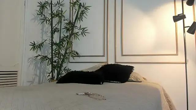 kristyl_paez — SLAP HARD MY ASS IN DOGGIE