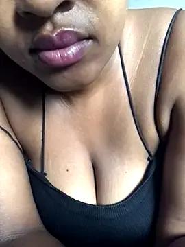 Freechat Lamborghiniasia on StripChat