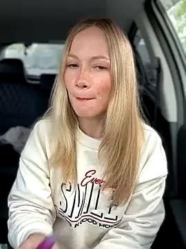 Freechat LavenderHot on StripChat