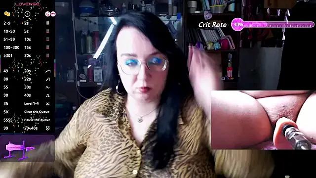 Freechat LeonaHarrison on StripChat