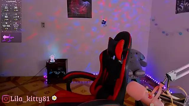 lila_kitty81 on StripChat 