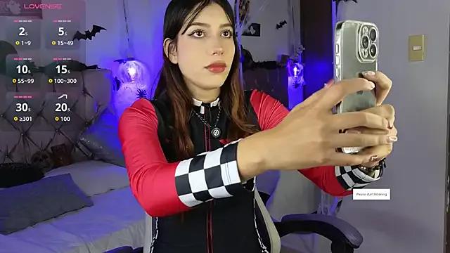 Freechat lila_min on StripChat