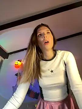 Group LINA_ALL_EYES_ON_YOU on StripChat