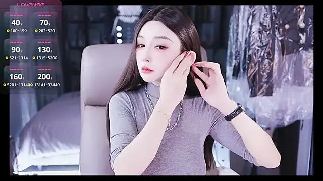 Freechat Liora- on StripChat