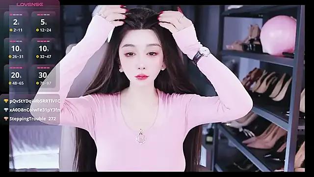 Freechat Liora- on StripChat