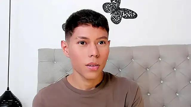 Freechat Little_liam on StripChat