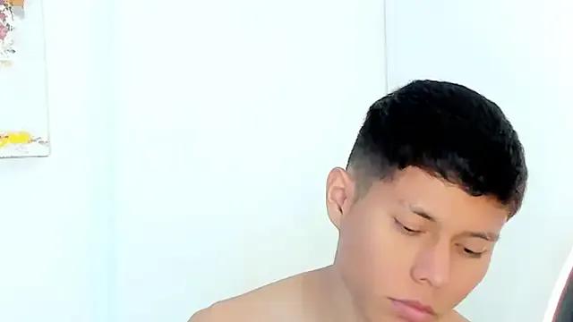 Freechat Little_liam on StripChat