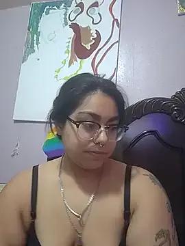 Lovelyrainn — Freechat on StripChat