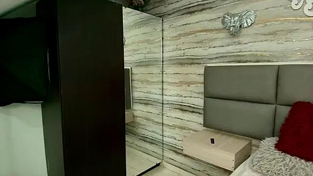 Freechat Lovers_21 on StripChat