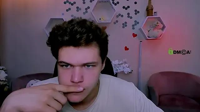 Freechat lucas_long_ on StripChat