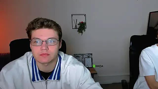 Freechat lucas_long_ on StripChat