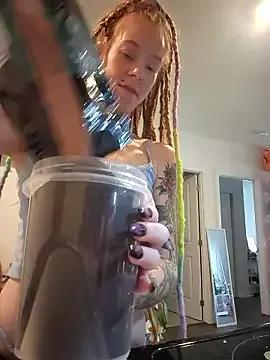 Freechat LucidLucy on StripChat