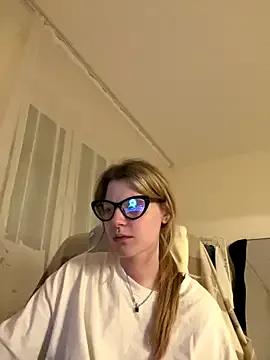 Freechat MaryHiggins on StripChat