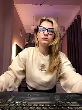 Freechat MaryHiggins on StripChat