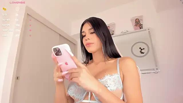 Freechat mia_yourmommy on StripChat