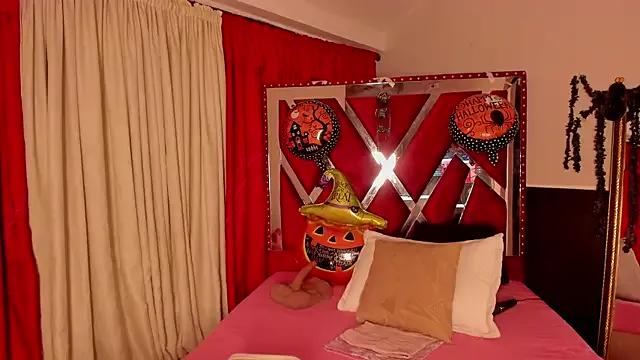 Freechat MicaelaHot_ on StripChat