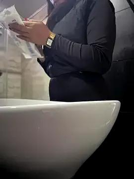 Freechat Mila_LS on StripChat