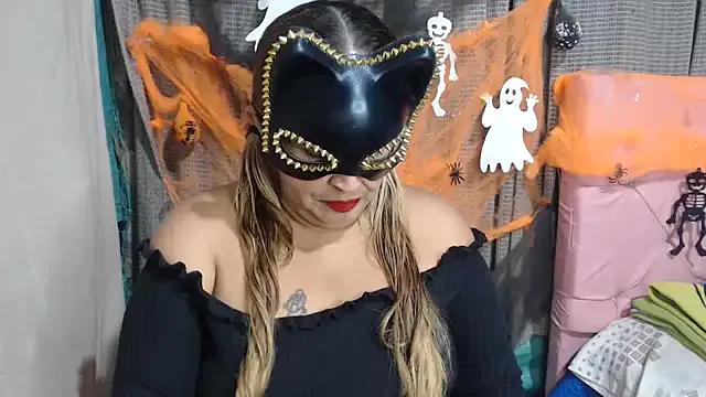 Freechat mom_son_dirty on StripChat