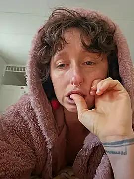 StripChat mossy_kiss is Freechat mossy_kiss — Tits out dirty talk bj ass in the air