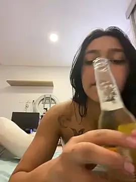 Freechat Nahomy_cute1 on StripChat