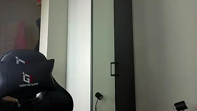 Freechat Naomi_Girly on StripChat