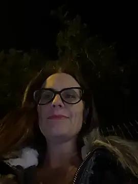 StripChat NataKitten is Freechat NataKitten — Bra removed