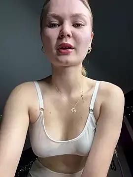 NickiLike — Dildo in pussy