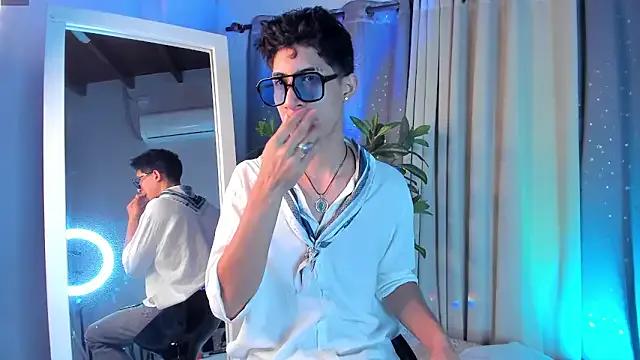 Freechat NovaaWheler on StripChat