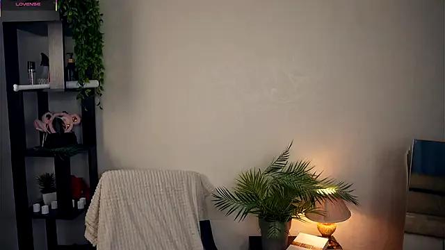 OdellaGillingham — gently bite my lips