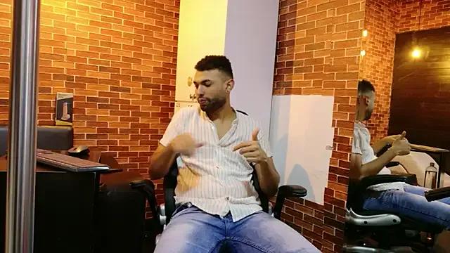 Freechat onlymen2025 on StripChat