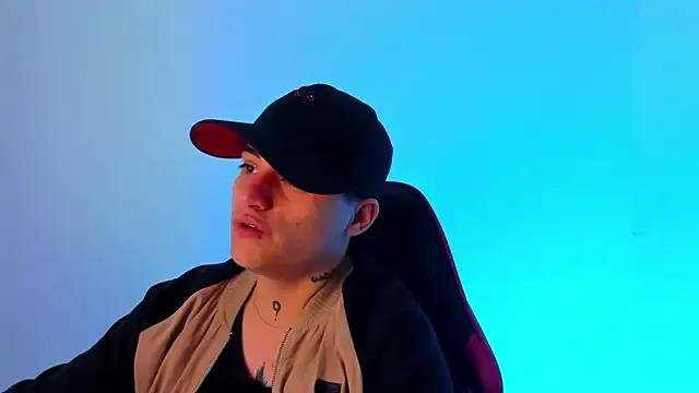 Freechat PeytonBox on StripChat