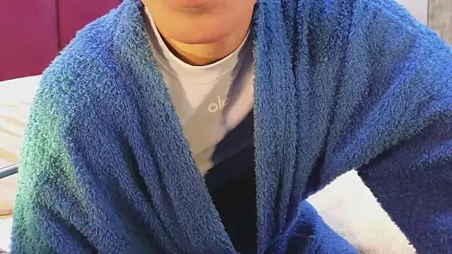 Freechat PrincePoppy on StripChat