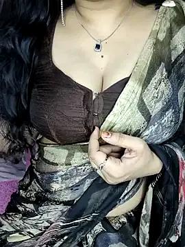 Freechat PRIYA_22 on StripChat