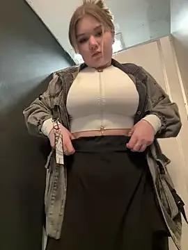 Freechat PumaShyXD on StripChat